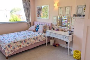 Photo 31- click for photo gallery